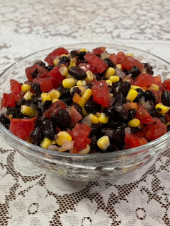Una foto de Ensalada de porotos negros