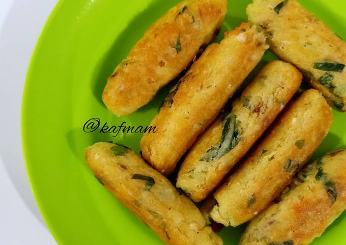 Resep Stick Kentang Ikan Bayam Finger Food Mpasi 10m Oleh Kafas Mama