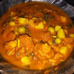 A picture of Aloo matar mangodi ki sabji.