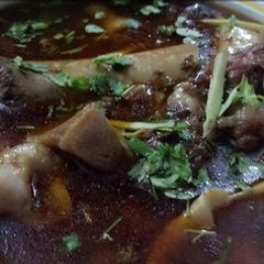 A picture of Beef paya bohat mazadar my fevourit.