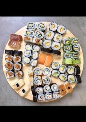 Una foto de SUSHI (con ingredientes accesibles)