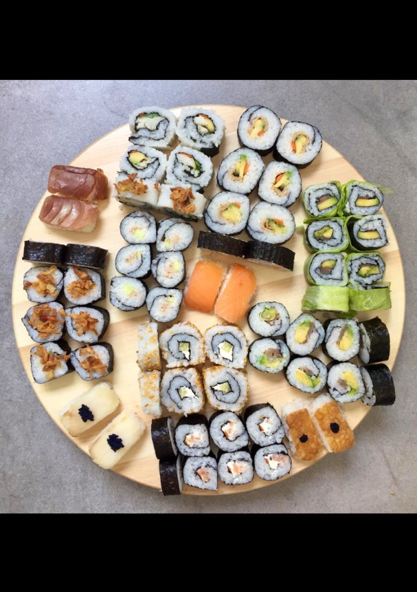 Una foto de SUSHI (con ingredientes accesibles)