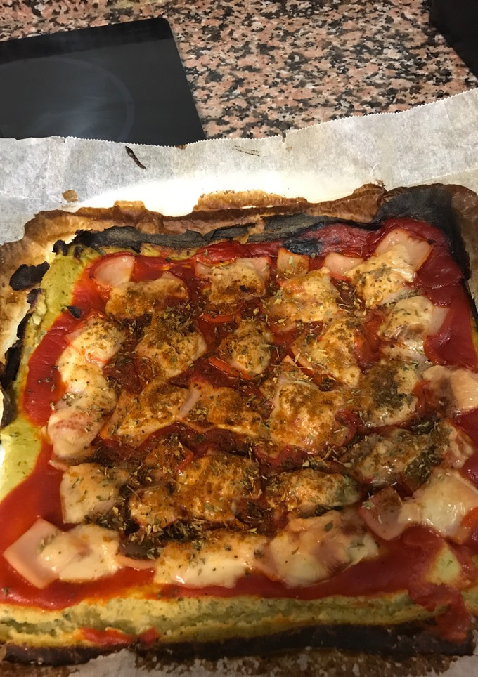 Una foto de Pizza de masa de calabacín