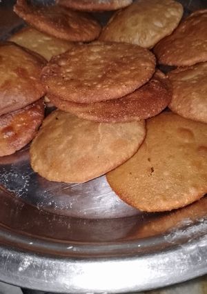 A picture of Dal ki kachori.