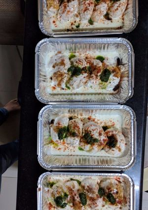 A picture of Dahi Vada.
