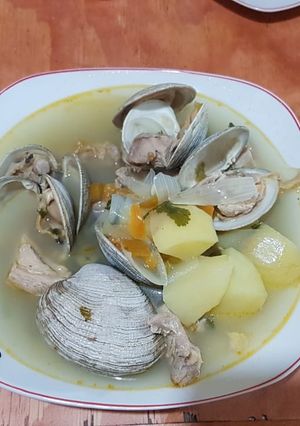 Una foto de Sopa de almejas