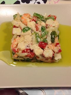 Una foto de Ensalada de huevas de merluza