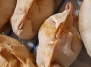 Una foto de tapa de empanada para freir