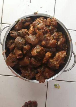 A picture of Cow tail pepper sauce.