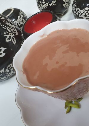 A picture of Kashmiri tea.