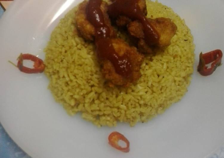 رز ريزو بالكركم ومكعبات الفراخ المقرمشة 😋👌♥️