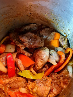 Una foto de Carrilladas de cerdo en salsa