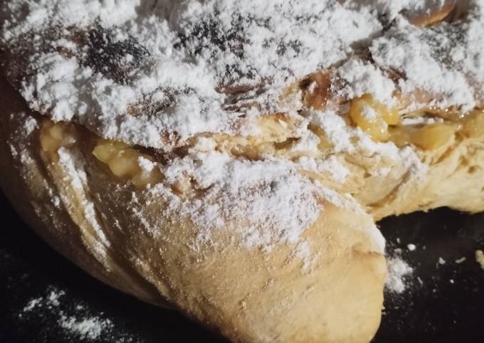 Ensaimada rellena de crema pastelera!! Receta de Lo Más Rico Y Dulce De ver  Y Lu...- Cookpad