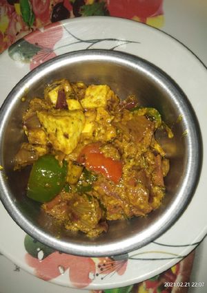 कढा़ई पनीर(kadai paneer recipe in hindi) रेसिपी मुख्य फोटो