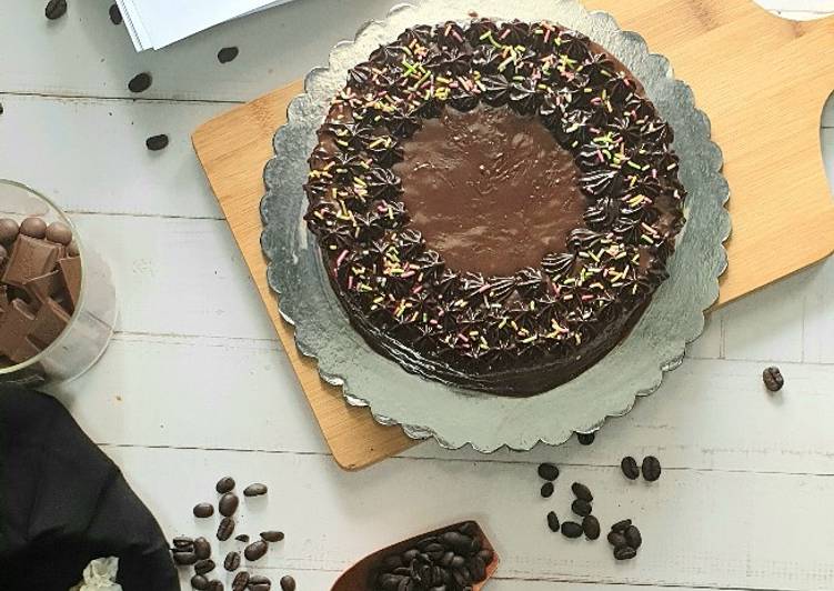 How to Make Homemade Cadbury Whole Wheat Chocolate Cake |No Maida |No Refined Sugar