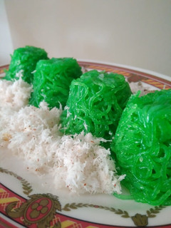 Foto resep Kue jadul bihun manis pandan kukus