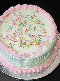 A picture of Lemon cake with butter icing.