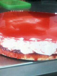 Una foto de Torta de yogurt😋