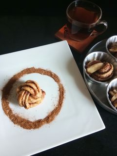 সিনামন রোল(cinnamon roll recipe in Bengali) রেসিপির প্রধান ছবি