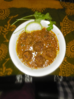 દૂધી કોફતા કરી (Dudhi Kofta Curry Recipe In Gujarati) રેસીપી મુખ્ય ફોટો