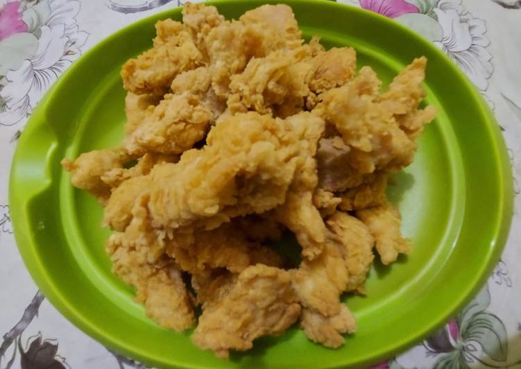 Langkah Mudah untuk Menyiapkan Ayam goreng kriuk Anti Gagal