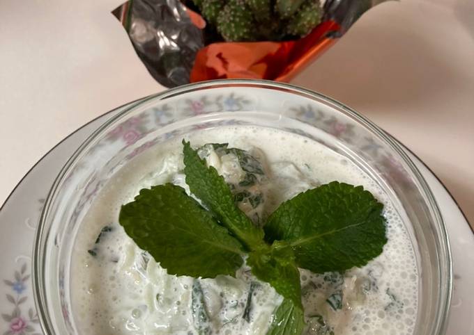 Step-by-Step Guide to Make Super Quick Homemade Cucumber Yogurt Appetizer