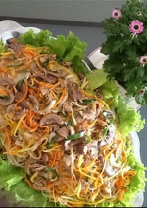 Hình của món Miến xào chua ngọt.