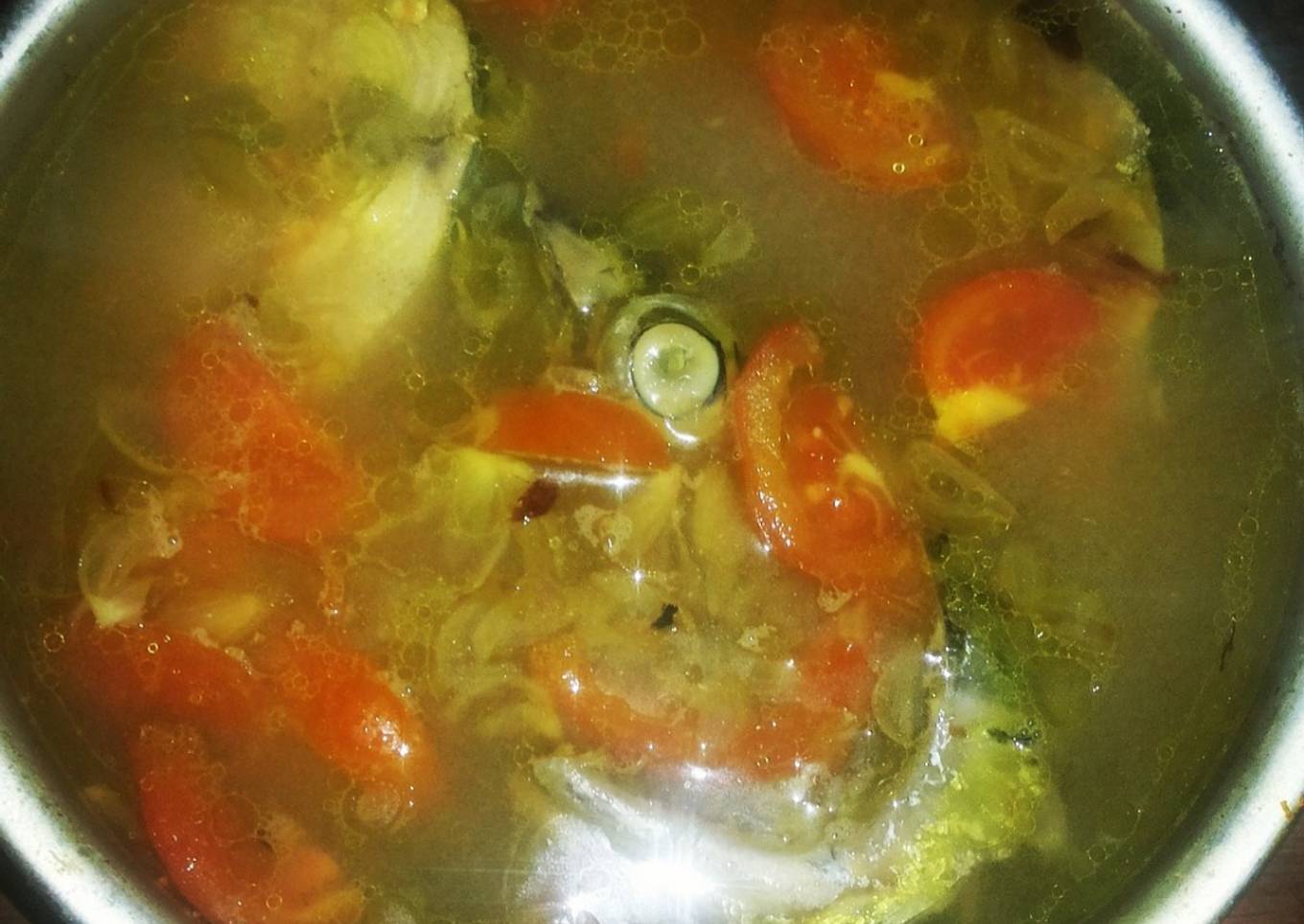Ikan tongkol rebus sederhana