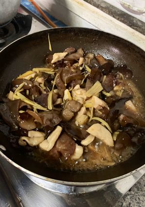 รูปของ ไก่ผัดขิง