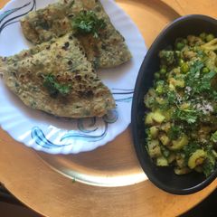 A picture of Bottle Gourd Matar (No Garlic, No Onion, No Water).