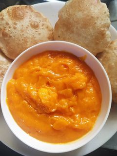 आमरस पूरी (Aamras puri recipe in marathi) रेसिपी चे मुख्य फोटो 