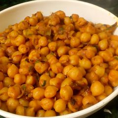 A picture of Chana chaat.