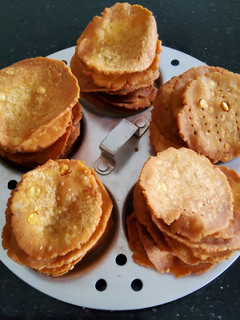 தட்டு வடை செய்முறை முக்கிய புகைப்படம்