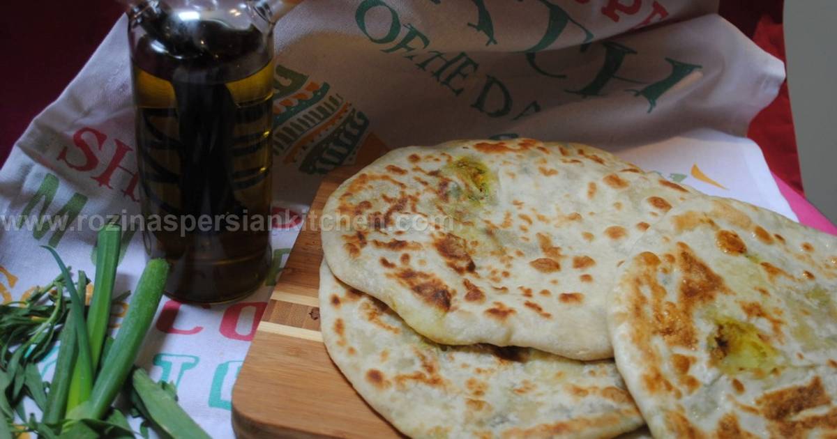 Potato Stuffed Bread (Naan Shekampur) Recipe by Rozina Dinaa Cookpad