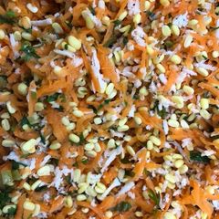 A picture of Mungdal salad.