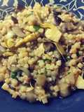 Fregula con radicchio tardivo e carciofini sott'olio