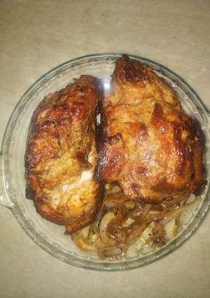 Una foto de Bondiola al horno con naranja