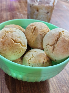 Una foto de Chipa (pancitos de queso) Paraguaya a la is-may