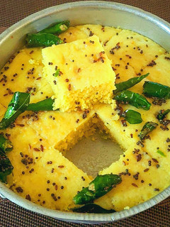A picture of Instant Khaman Dhokla.