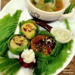 A picture of Whosayna’s Steamed Vadas.