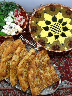 عکسی از دستور آش شله قلمکار اصفهان😋🥰