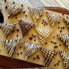 Baked Chocolate Samosa#festivecontest_Kisumu A picture of Baked Chocolate Samosa#festivecontest_Kisumu.