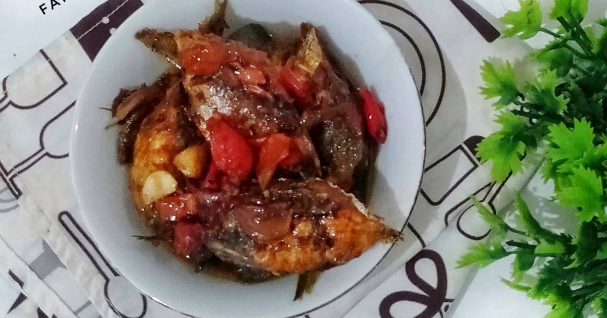 Resep Ikan Dencis Bumbu Kecap Mudah dan Praktis Dihidangkan