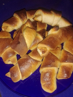 Una foto de Pancito con relleno de dulce