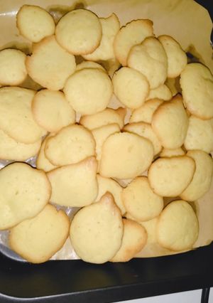 A picture of Egg biscuits without oven.