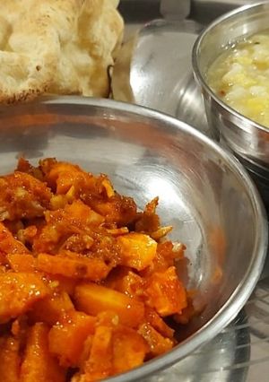 લસણીયા ગાજર  (Garlic Gajar Recipe in Gujarati) રેસીપી મુખ્ય ફોટો
