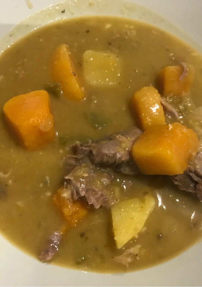 Una foto de Guisantes al codillo (Receta cubana)
