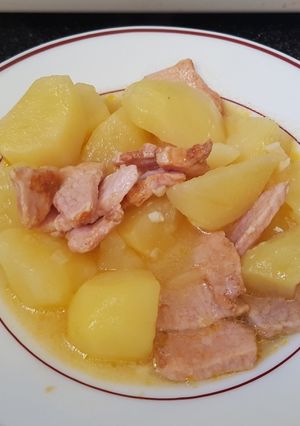 Una foto de Patatas guisadas con carne