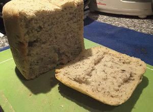 Una foto de Pan de orégano en panificadora