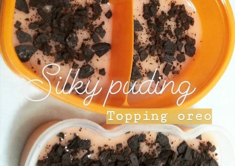 Silky pudding topping oreo 🍮